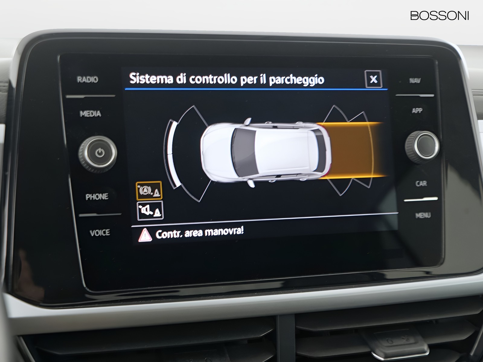 28 - Volkswagen T-Roc 2.0 tdi scr 115cv sport