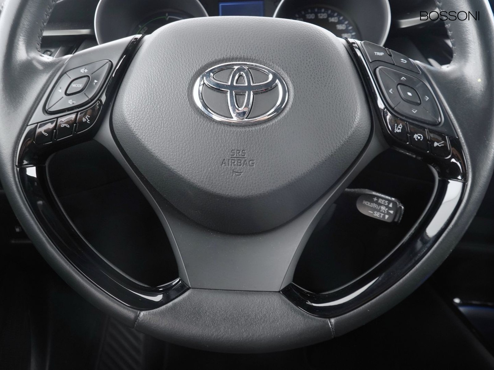 15 - Toyota C-HR 1.8 hybrid trend e-cvt