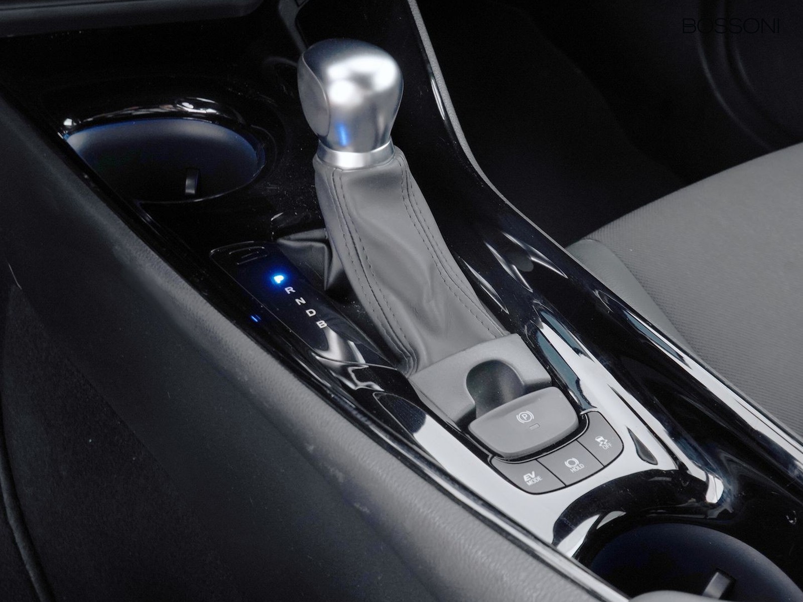 23 - Toyota C-HR 1.8 hybrid trend e-cvt