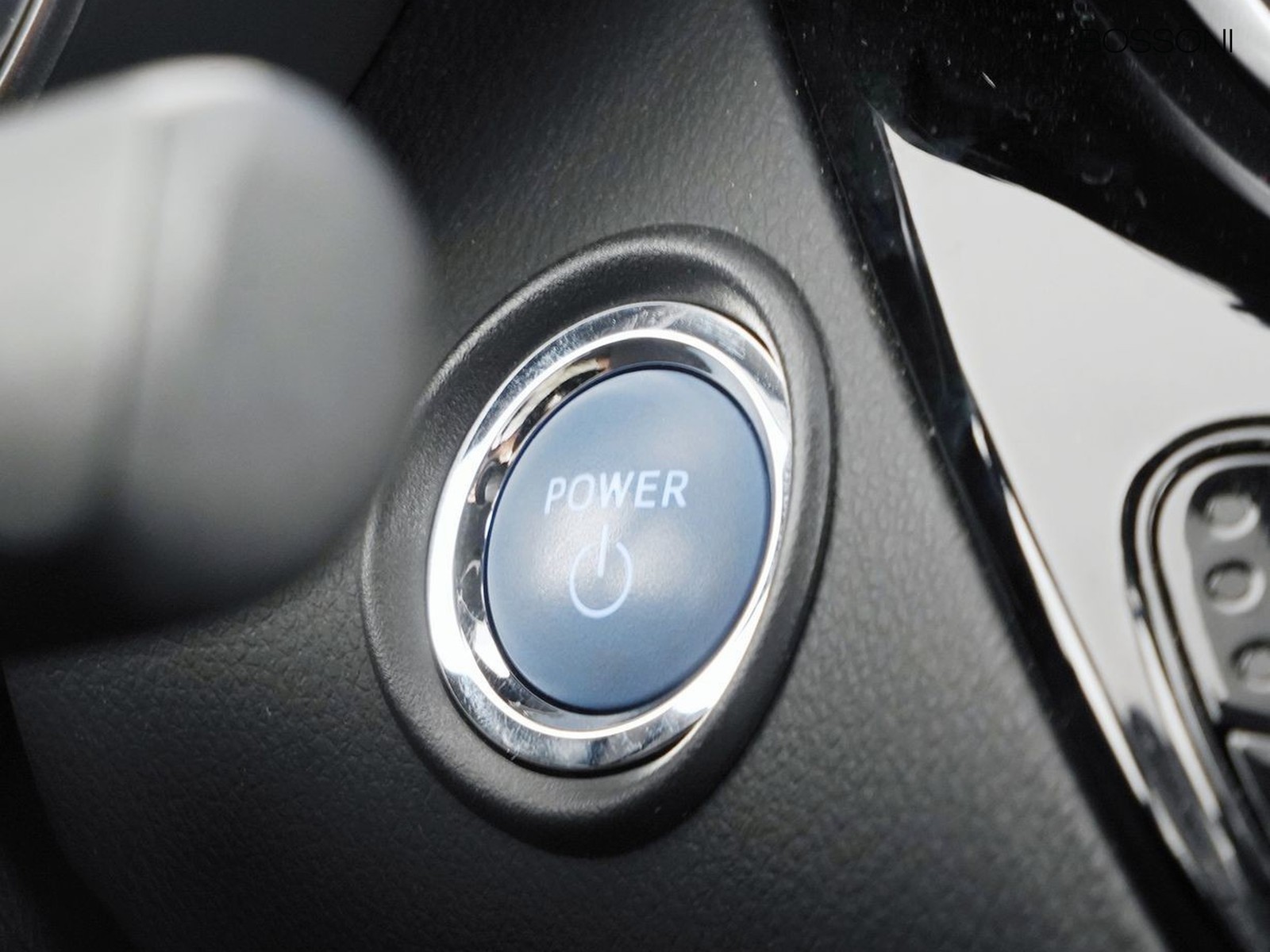 28 - Toyota C-HR 1.8 hybrid trend e-cvt