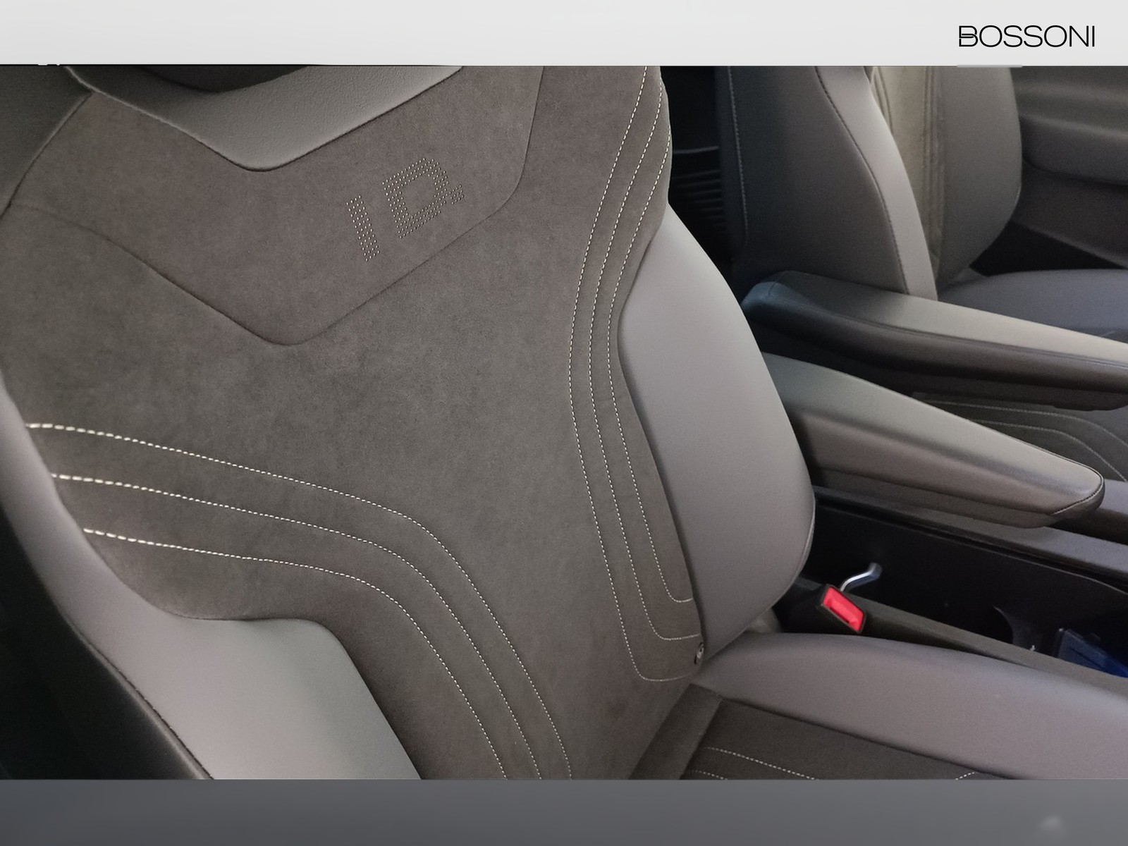 26 - Volkswagen ID.4 77 kwh pro performance 204cv