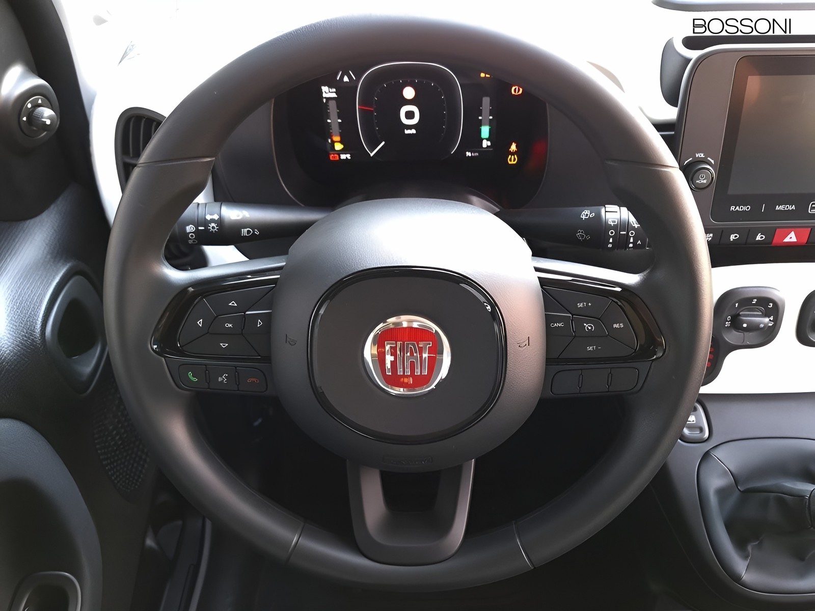 9 - Fiat Pandina cross 1.0 firefly hybrid 65cv cross s&s