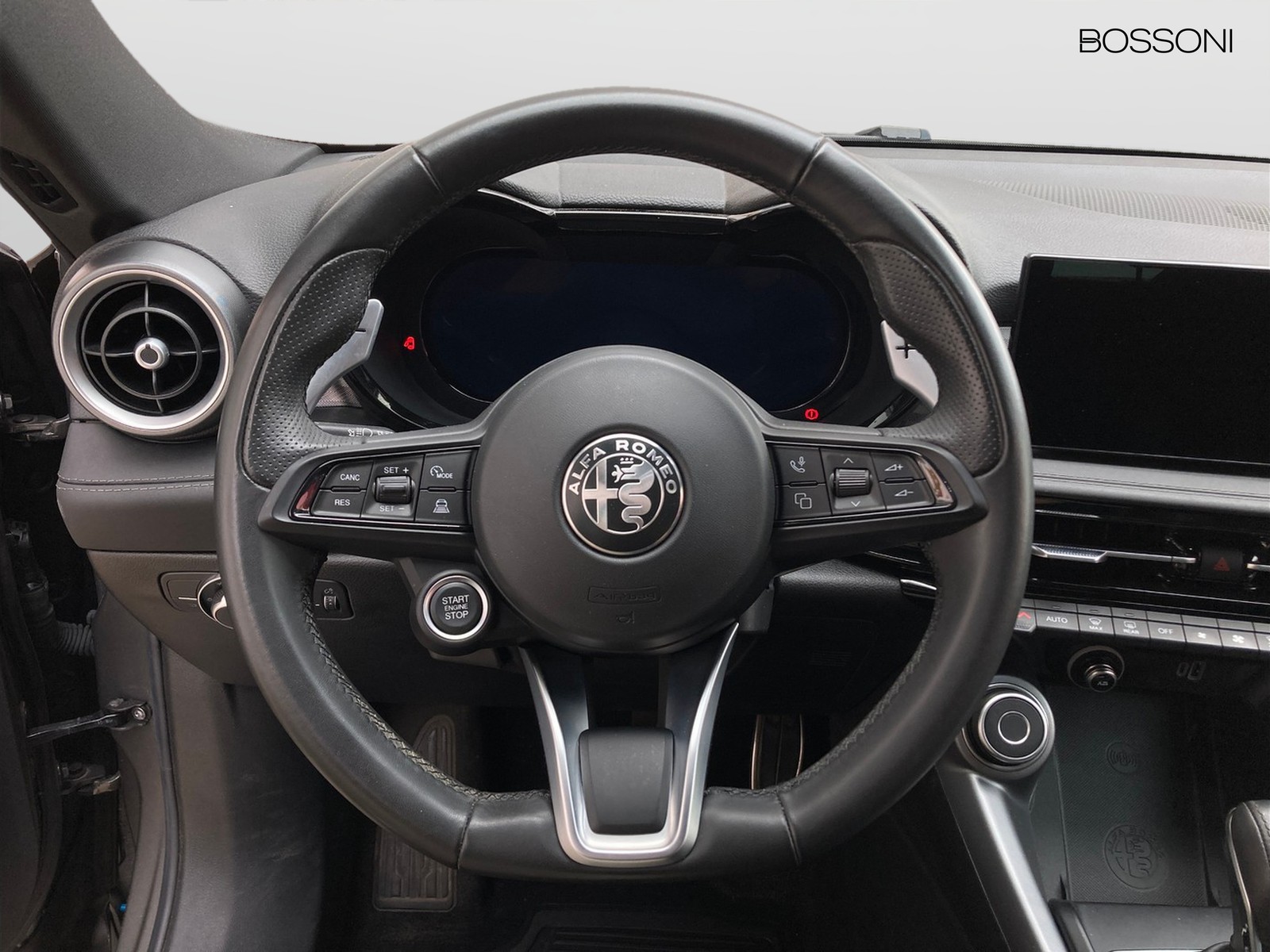 15 - Alfa Romeo Tonale 1.5 hybrid 160cv speciale tct7