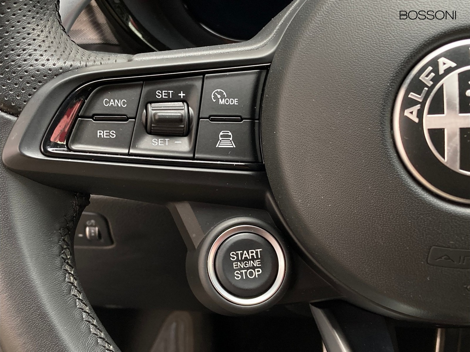 16 - Alfa Romeo Tonale 1.5 hybrid 160cv speciale tct7
