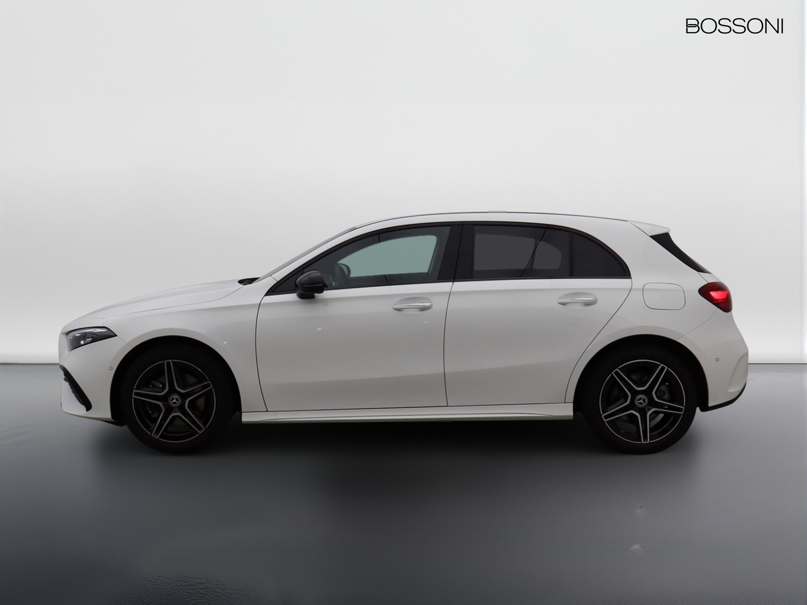 3 - Mercedes Classe A 250 e plug-in hybrid amg line extra speedshift dct amg 8g
