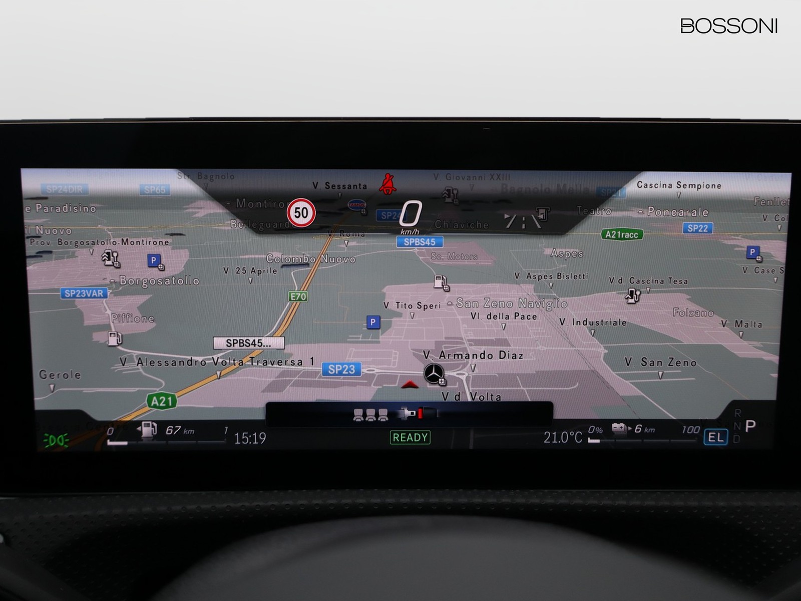 16 - Mercedes Classe A 250 e plug-in hybrid amg line extra speedshift dct amg 8g