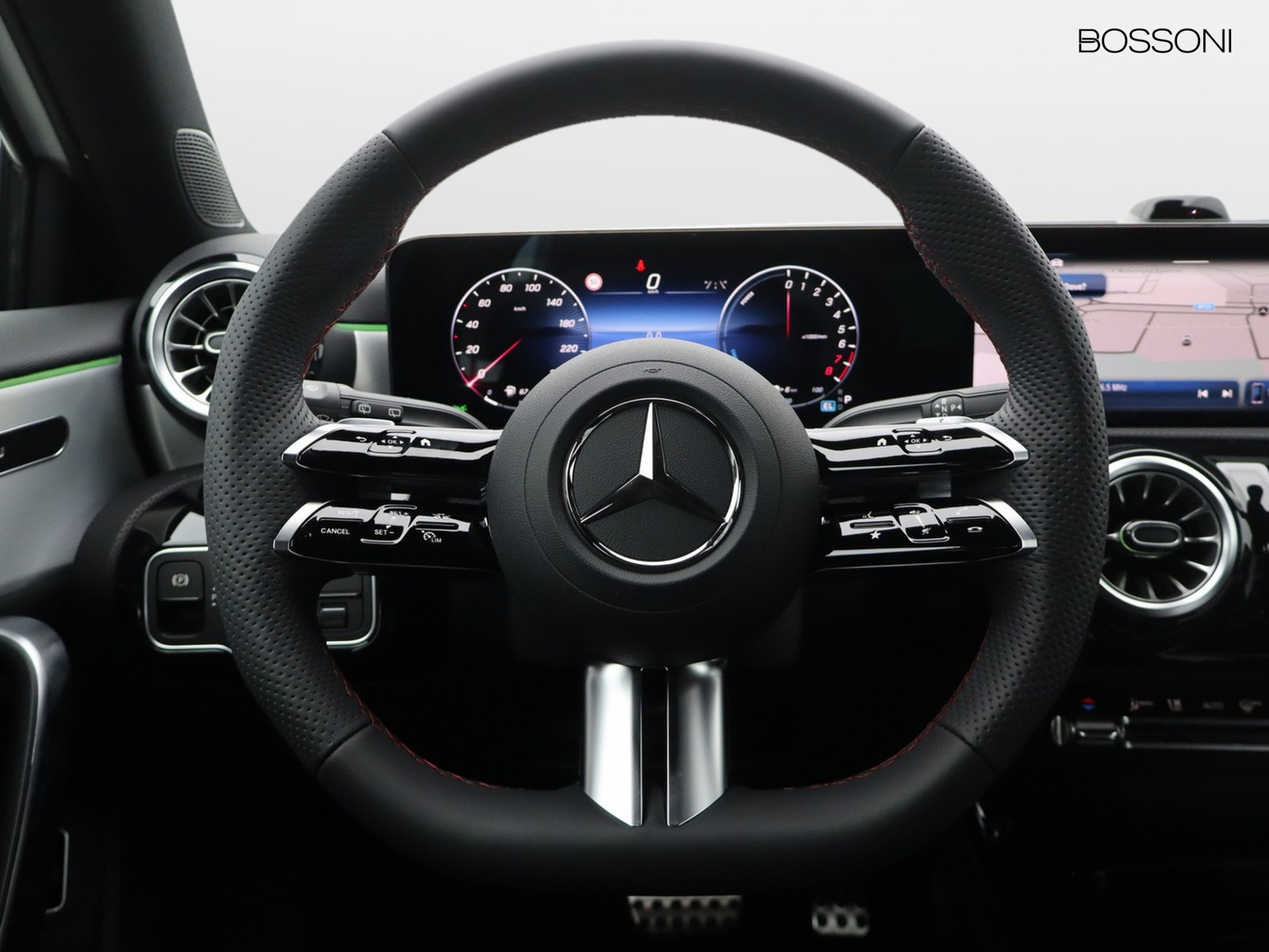 17 - Mercedes Classe A 250 e plug-in hybrid amg line extra speedshift dct amg 8g