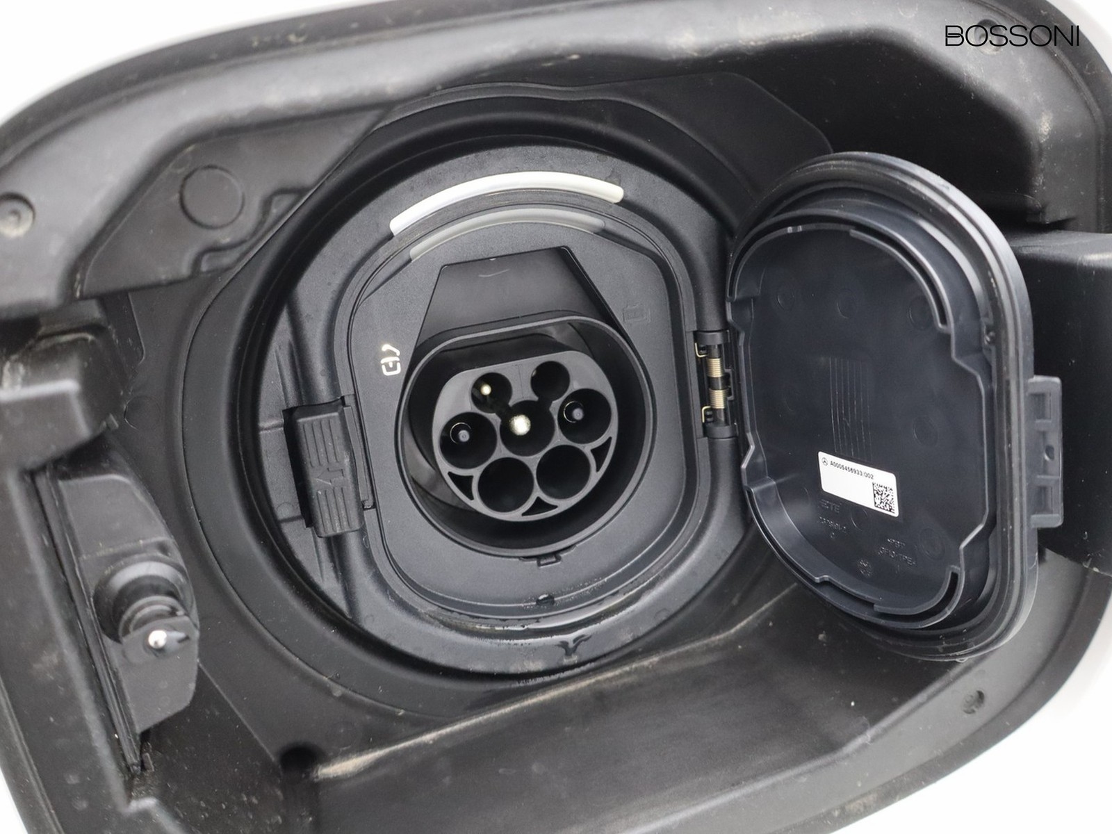 18 - Mercedes Classe A 250 e plug-in hybrid amg line extra speedshift dct amg 8g