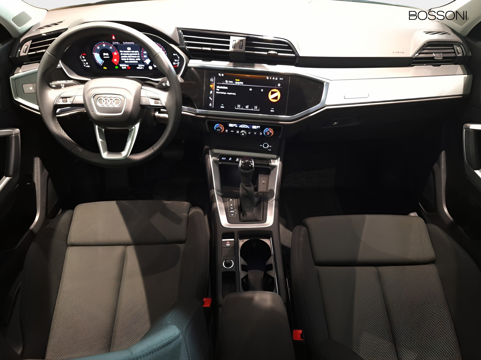 8 - Audi Q3 sportback 35 2.0 tdi s line edition s tronic