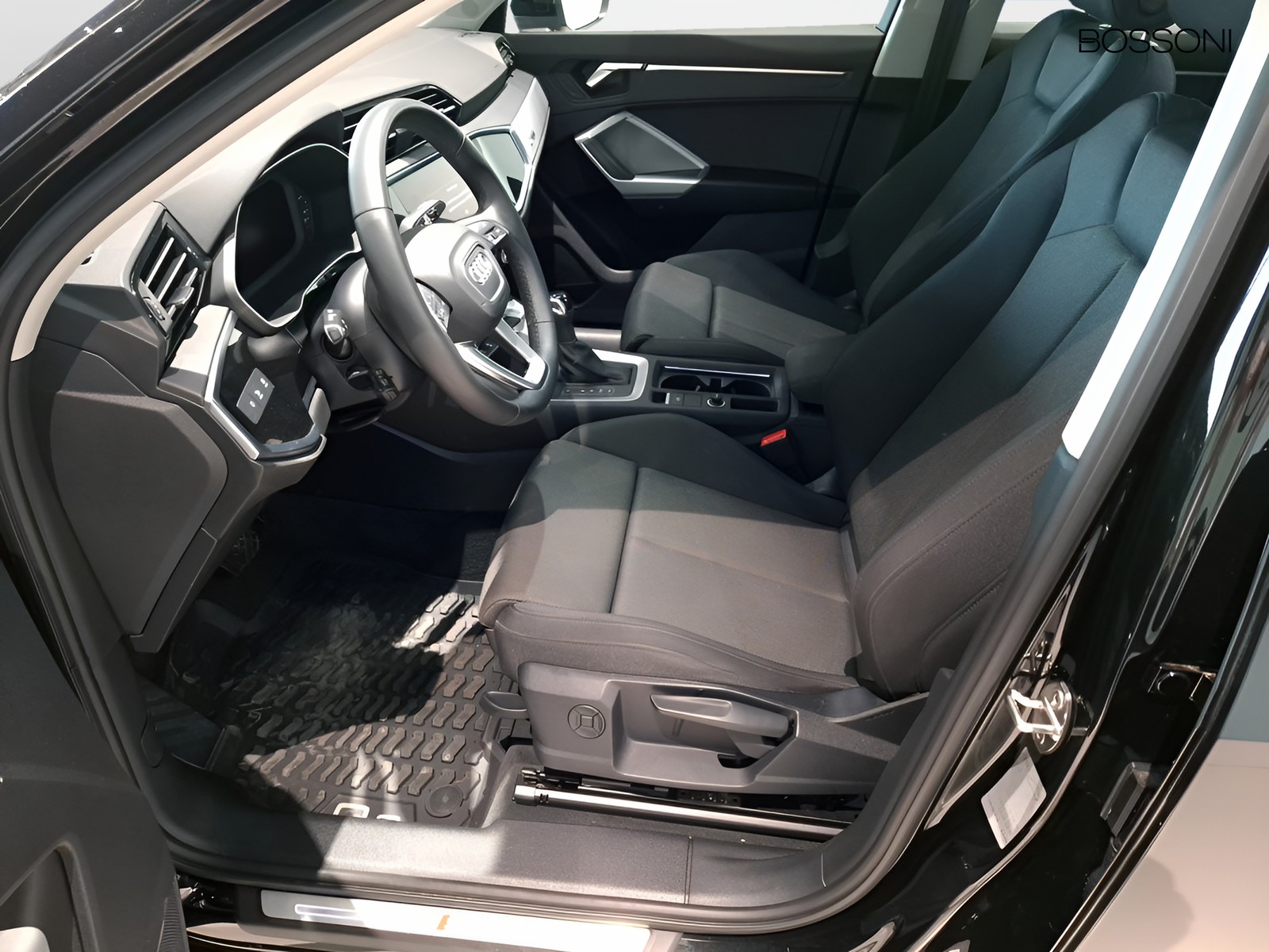 11 - Audi Q3 sportback 35 2.0 tdi s line edition s tronic