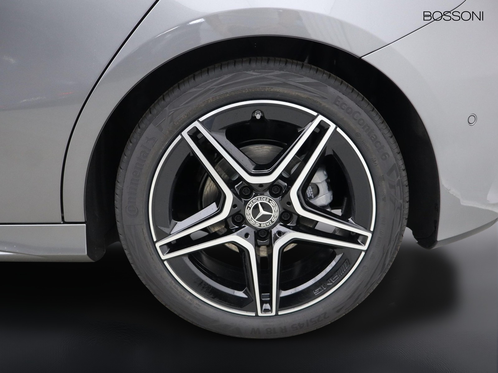 4 - Mercedes Classe A 180 d amg line extra speedshift dct amg 8g