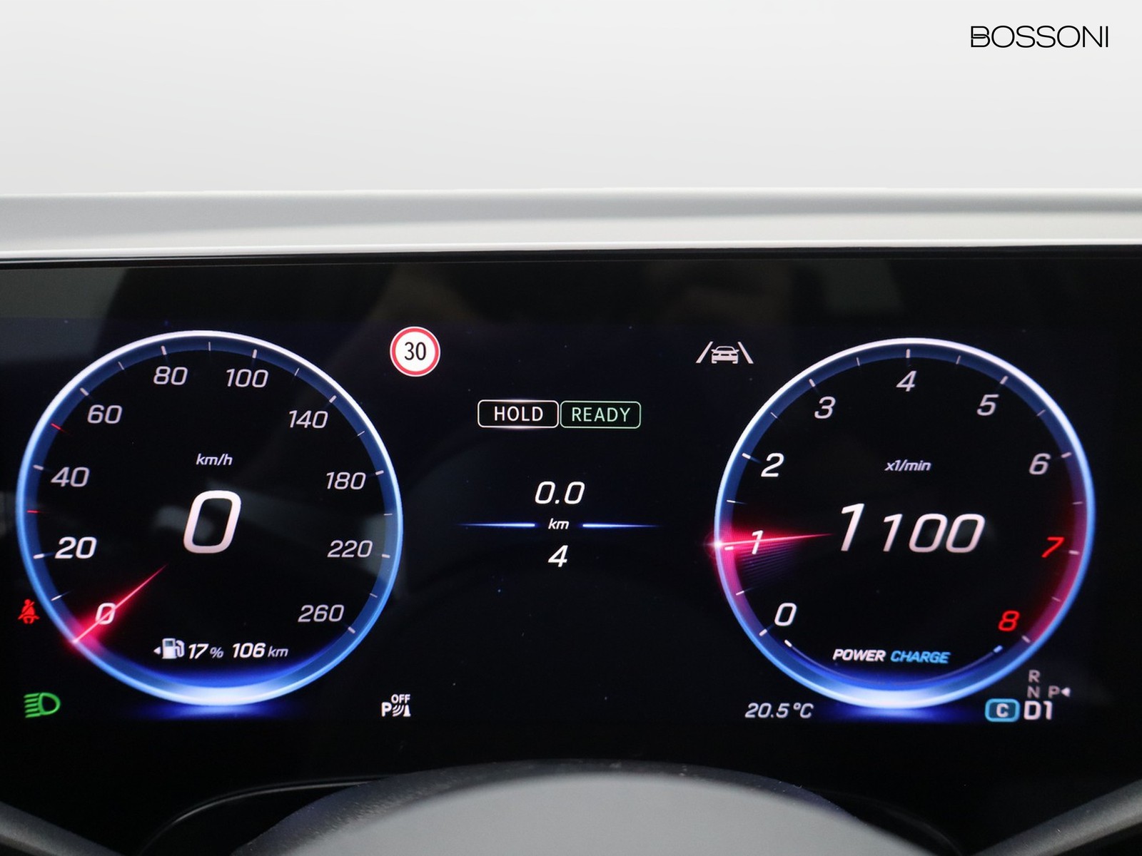 9 - Mercedes GLB 200 amg line advanced plus 8g-edct