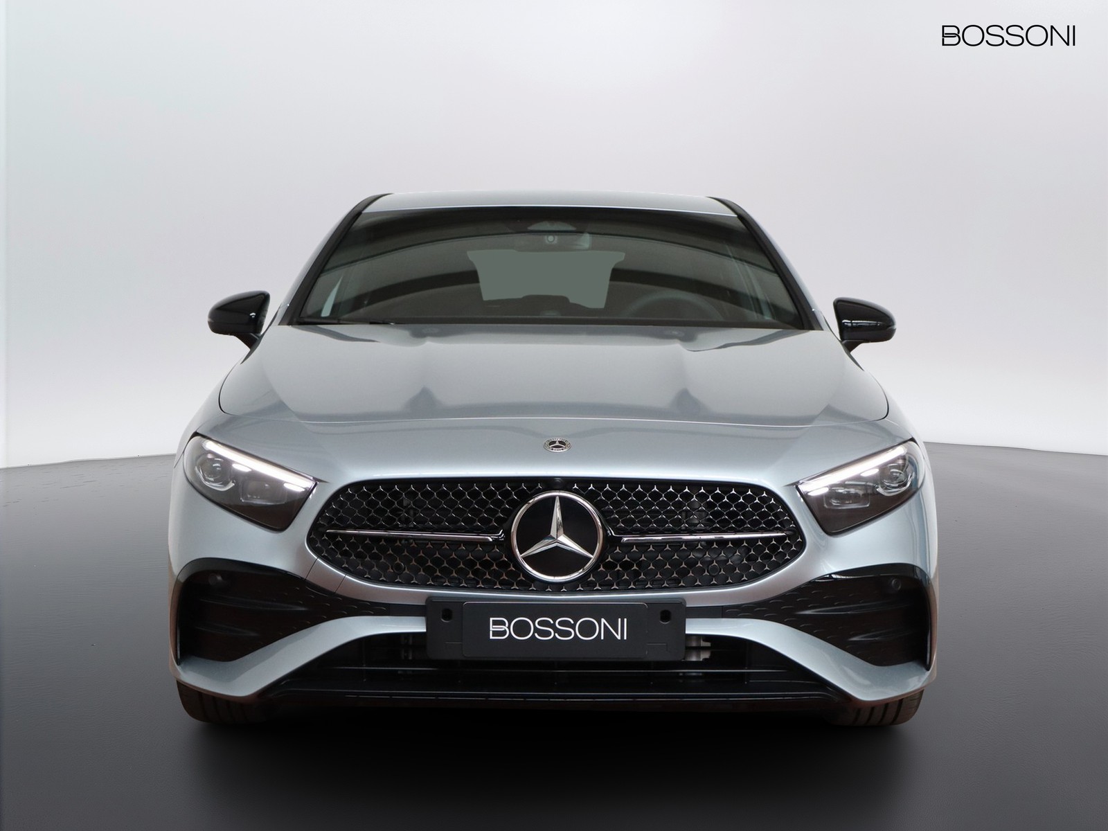 2 - Mercedes Classe A 180 d amg line extra speedshift dct amg 8g