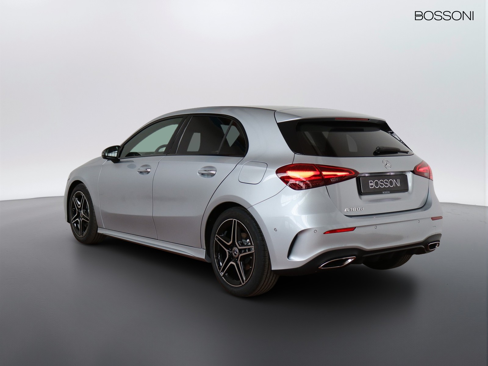 5 - Mercedes Classe A 180 d amg line extra speedshift dct amg 8g