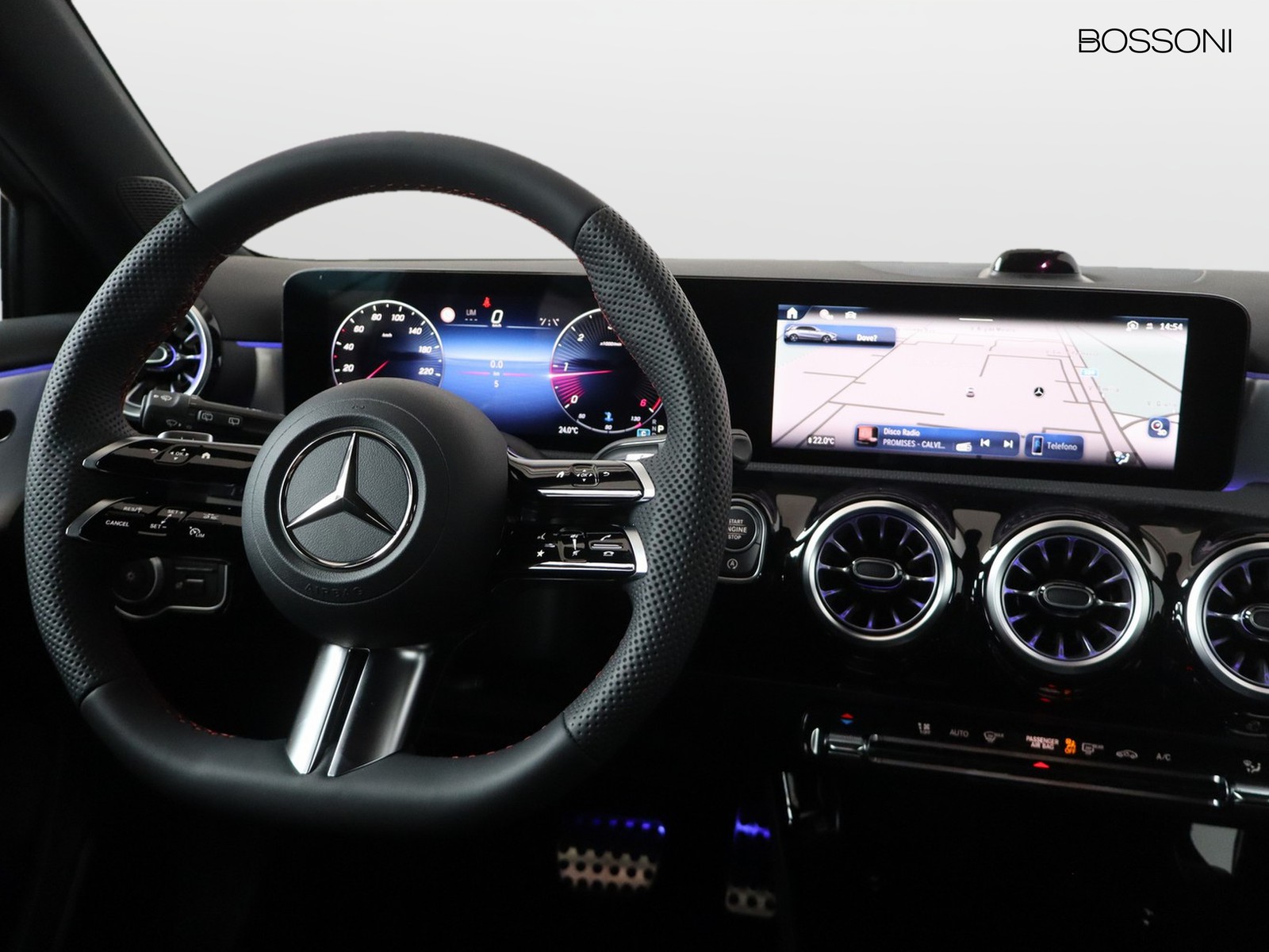 12 - Mercedes Classe A 180 d amg line extra speedshift dct amg 8g