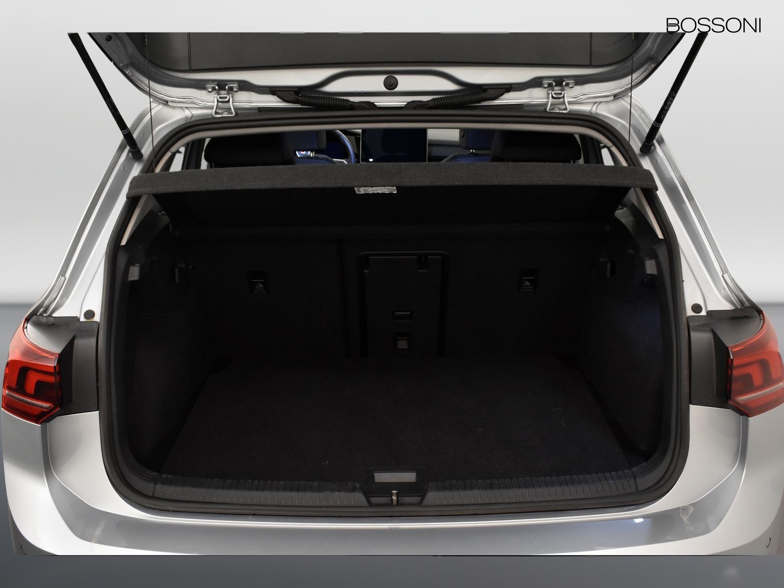10 - Volkswagen Golf 2.0 tdi scr 150cv style dsg