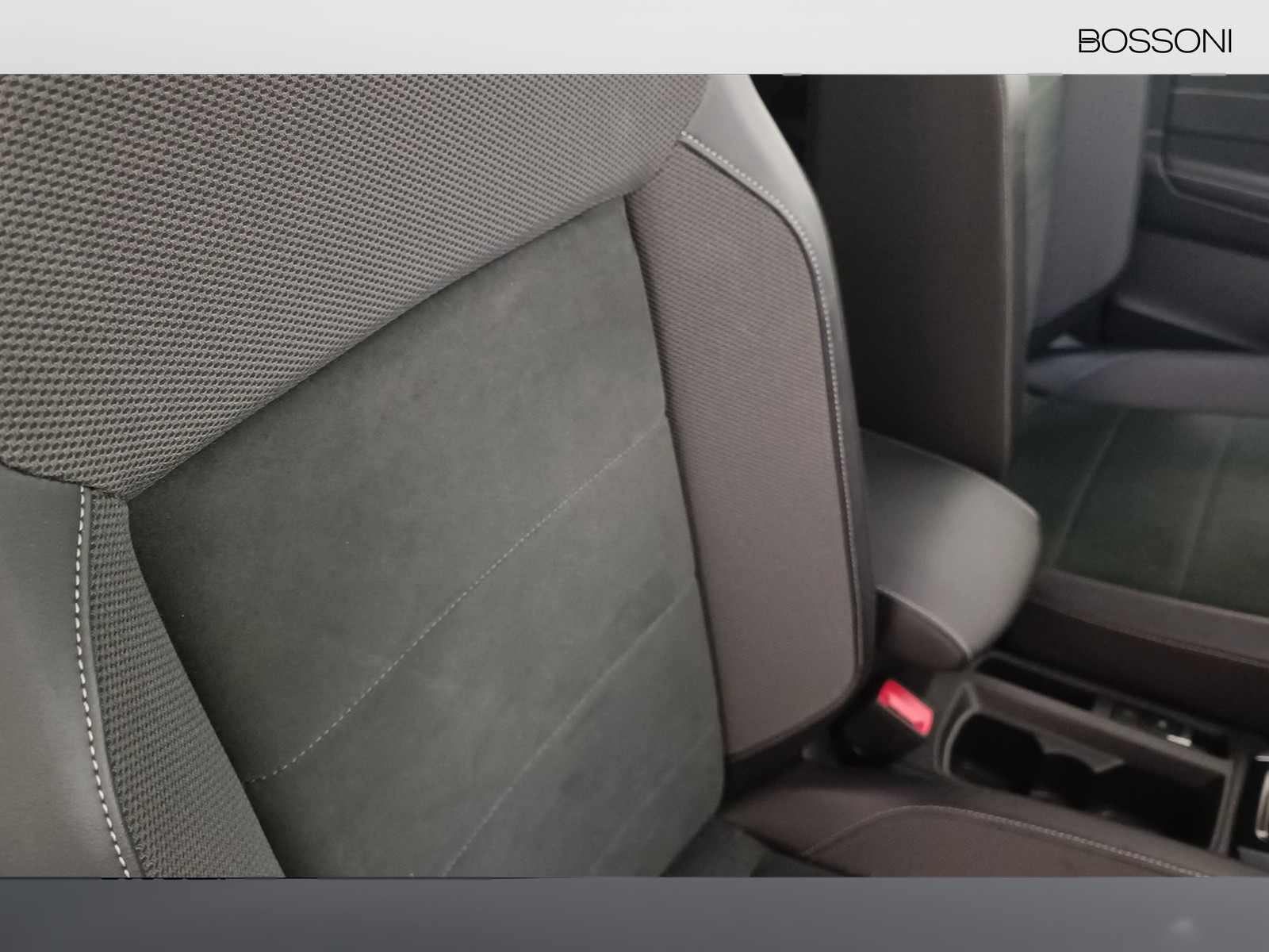 24 - Volkswagen T-Roc 2.0 tdi scr 115cv style