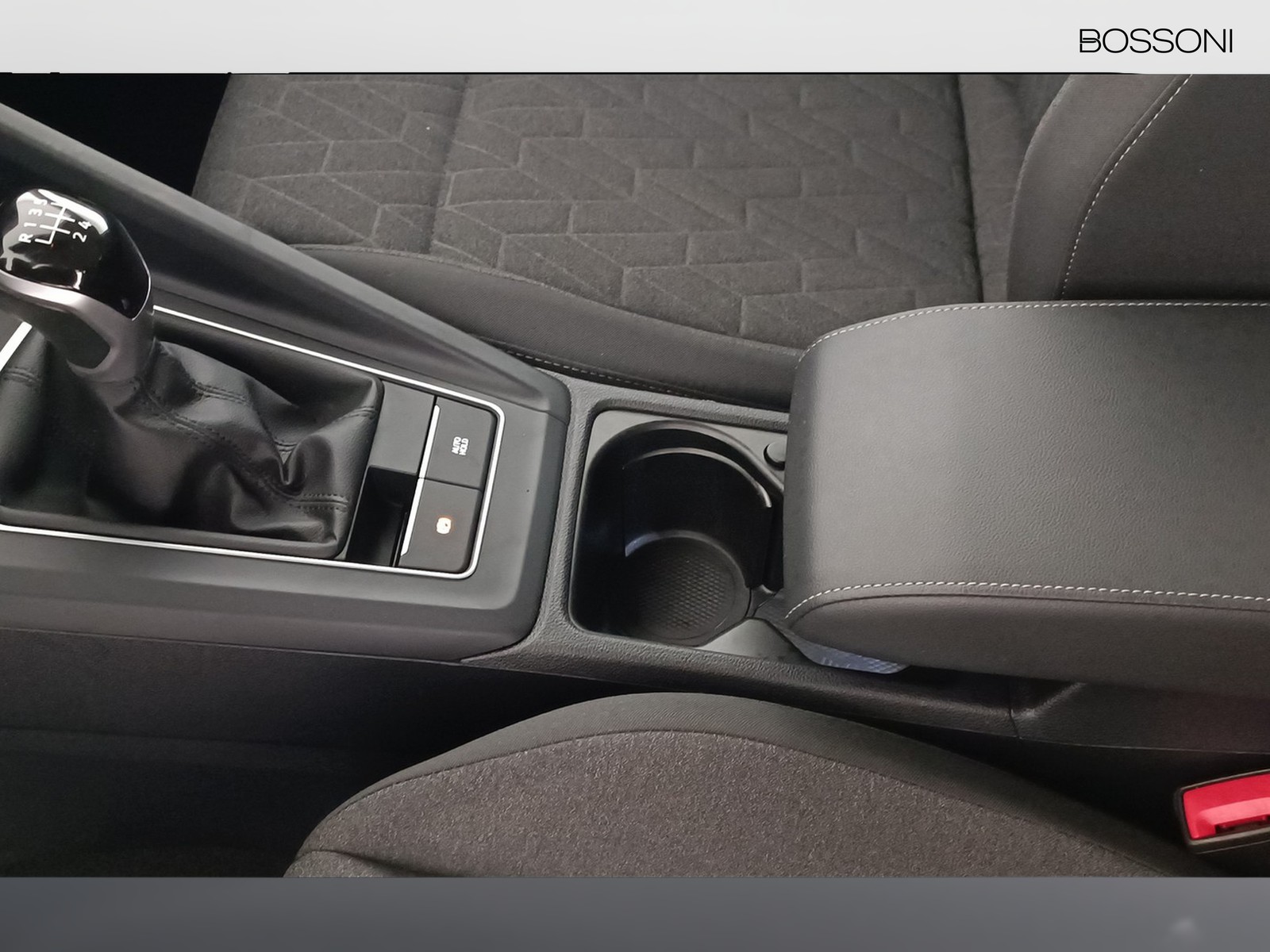 24 - Volkswagen Golf 2.0 tdi scr 115cv life