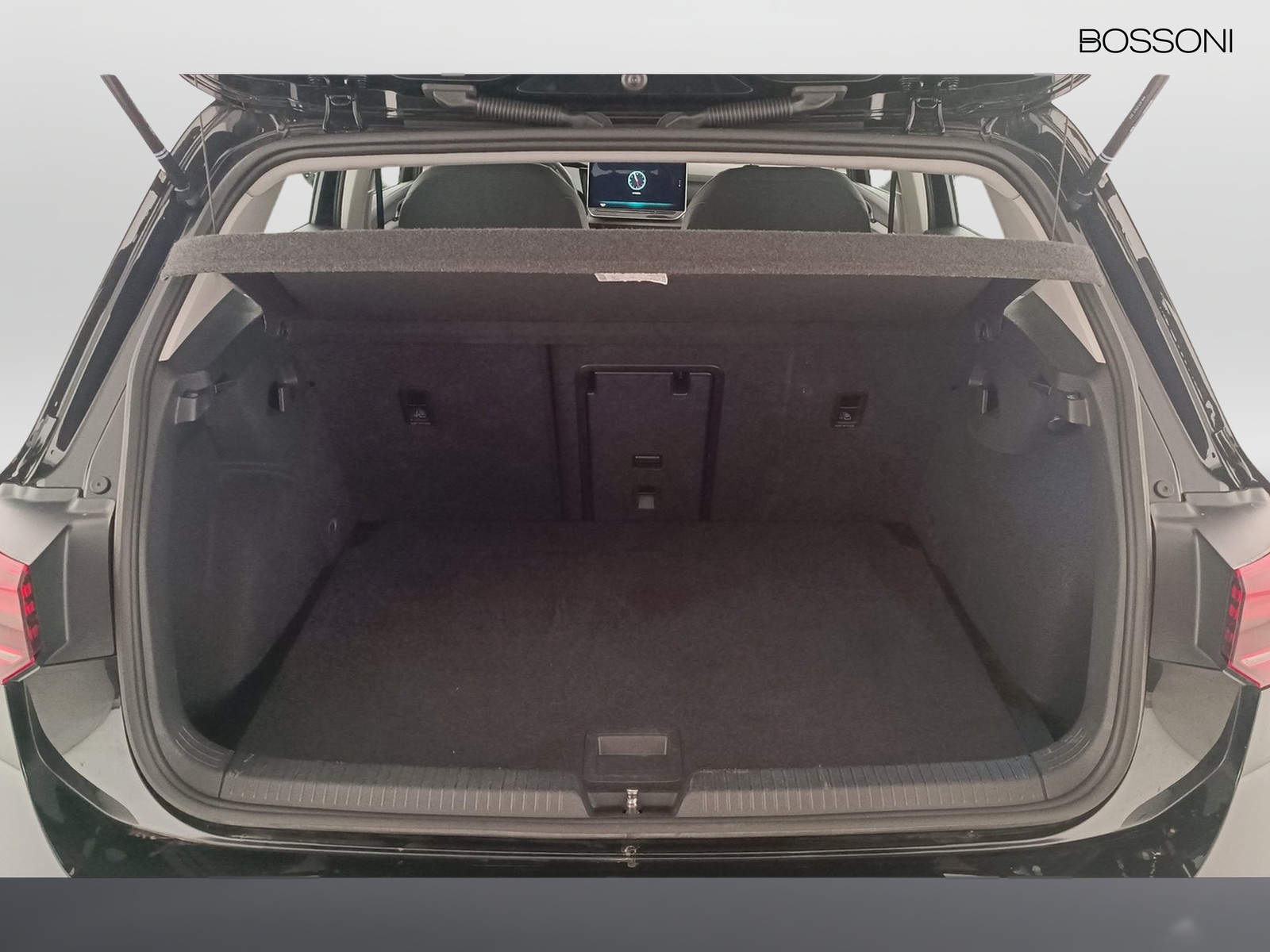 28 - Volkswagen Golf 2.0 tdi scr 115cv life