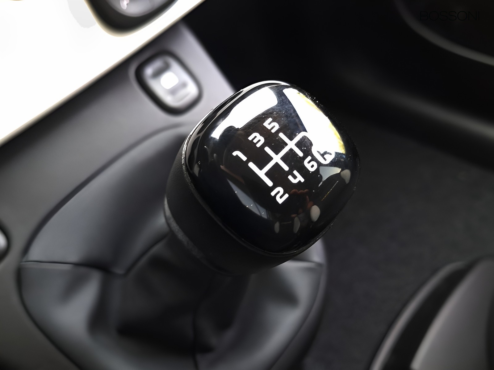 18 - Fiat Pandina cross 1.0 firefly hybrid 65cv cross s&s