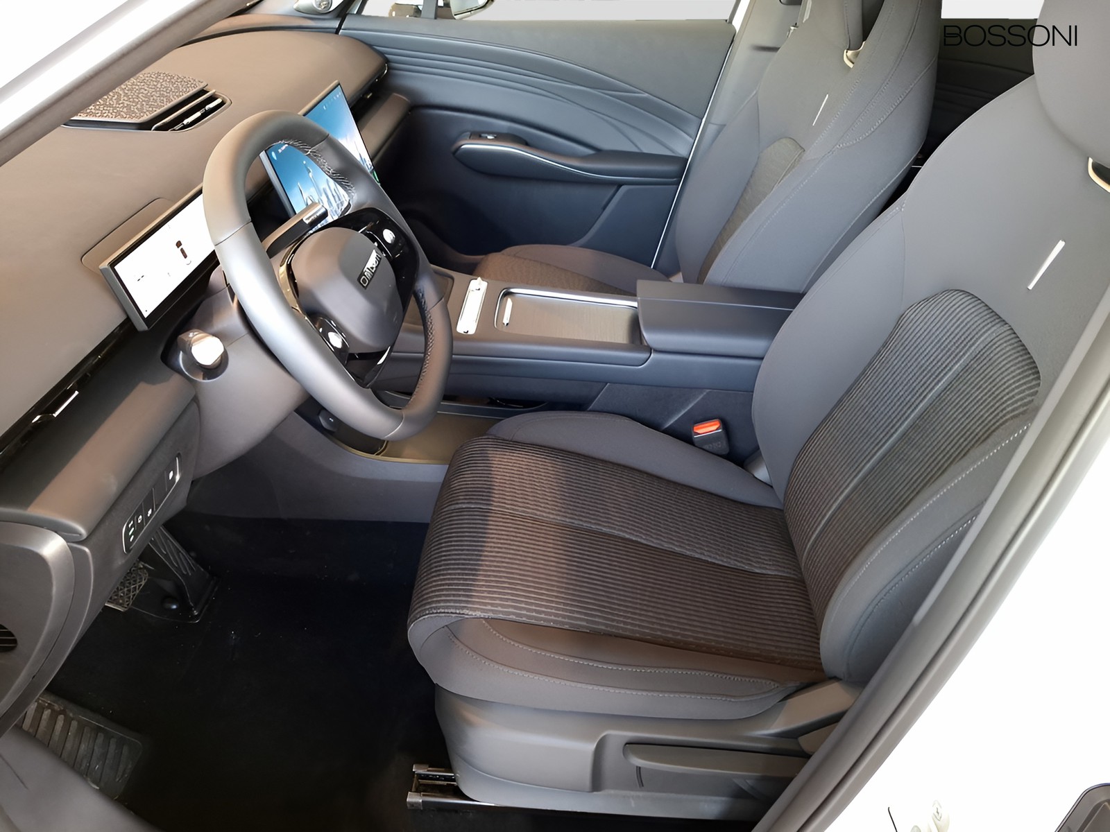 11 - Omoda 7 shs-p 1.5 tgdi plug-in hybrid pure dht