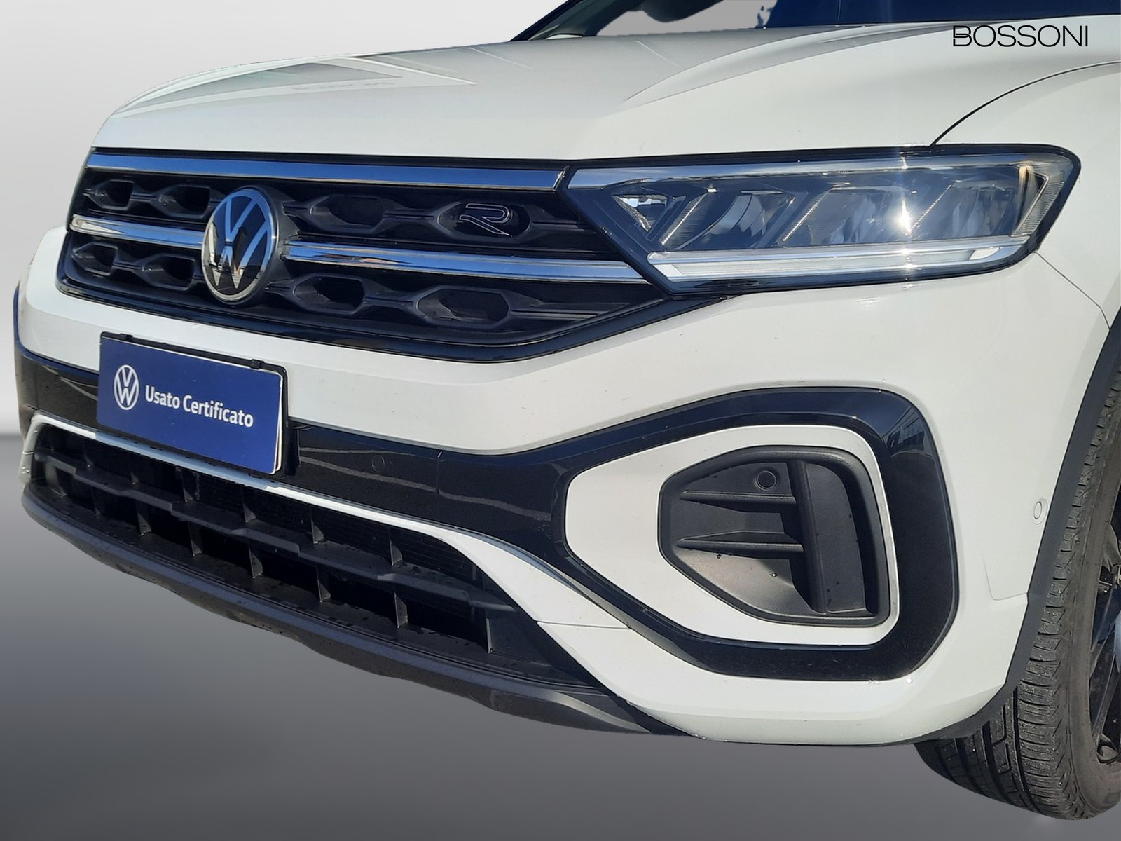 22 - Volkswagen T-Roc 1.0 tsi 110cv r line