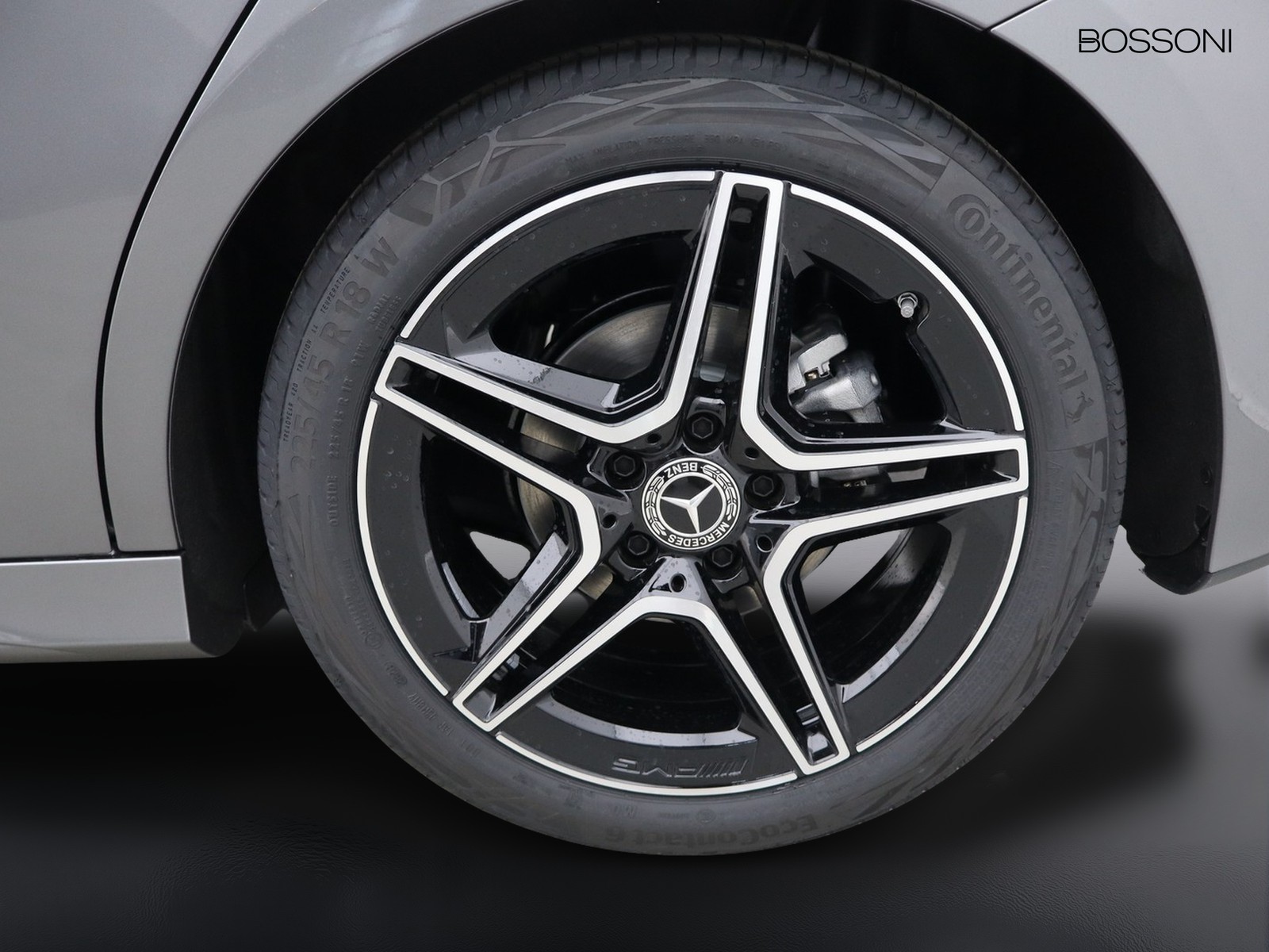 4 - Mercedes Classe A 180 d amg line extra speedshift dct amg 8g