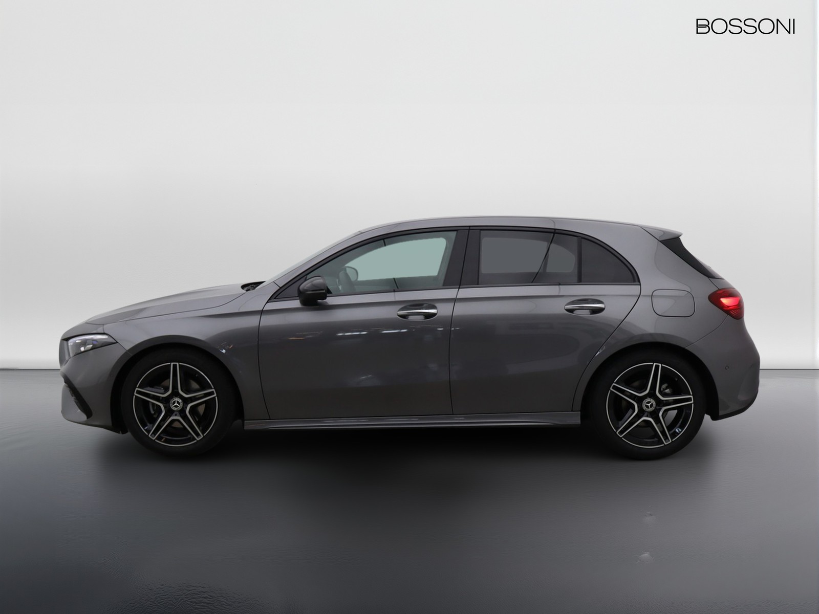 3 - Mercedes Classe A 180 d amg line extra speedshift dct amg 8g