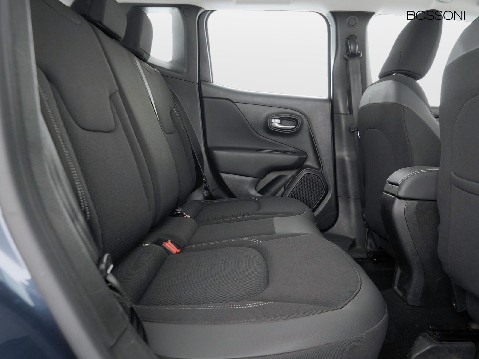 9 - Jeep Renegade 1.0 t3 longitude 2wd
