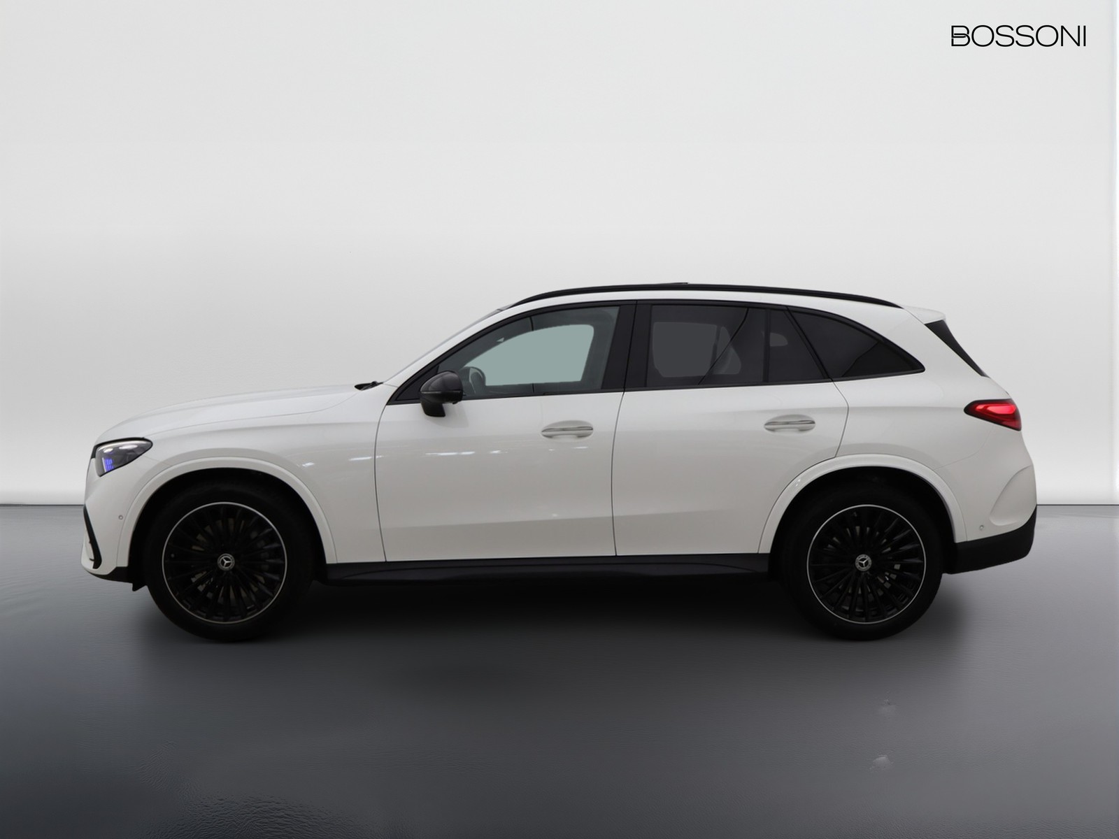 3 - Mercedes GLC suv 220 d amg line premium 4matic 9g-tronic