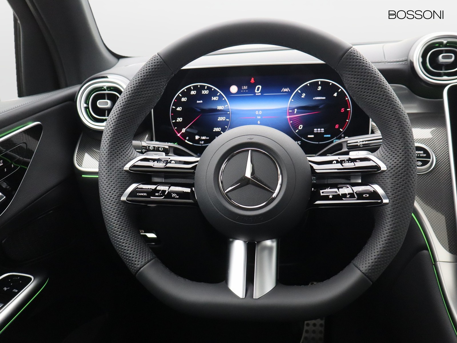 17 - Mercedes GLC suv 220 d amg line premium 4matic 9g-tronic