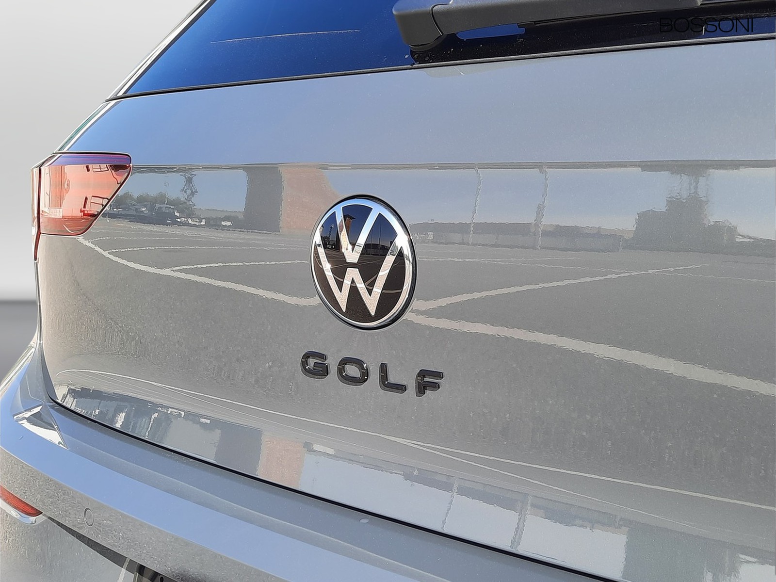 26 - Volkswagen Golf 1.5 etsi act 115cv r-line plus