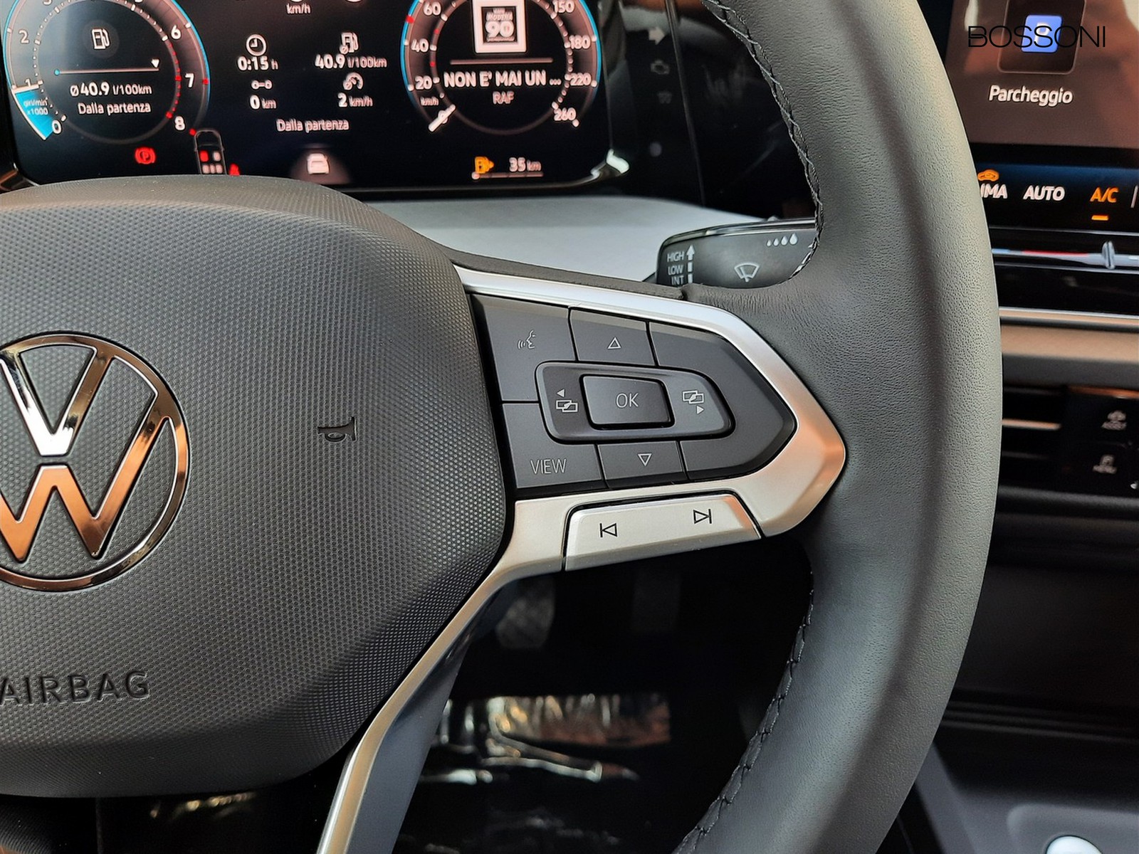 16 - Volkswagen Golf 1.5 tsi act 115cv edition plus