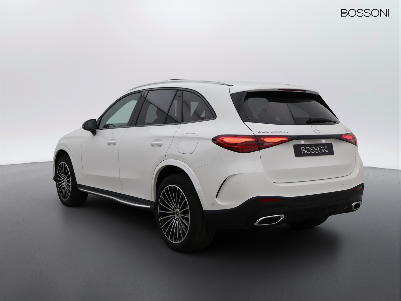 5 - Mercedes GLC suv 300 de plug-in hybrid amg line advanced 4matic 9g-tronic
