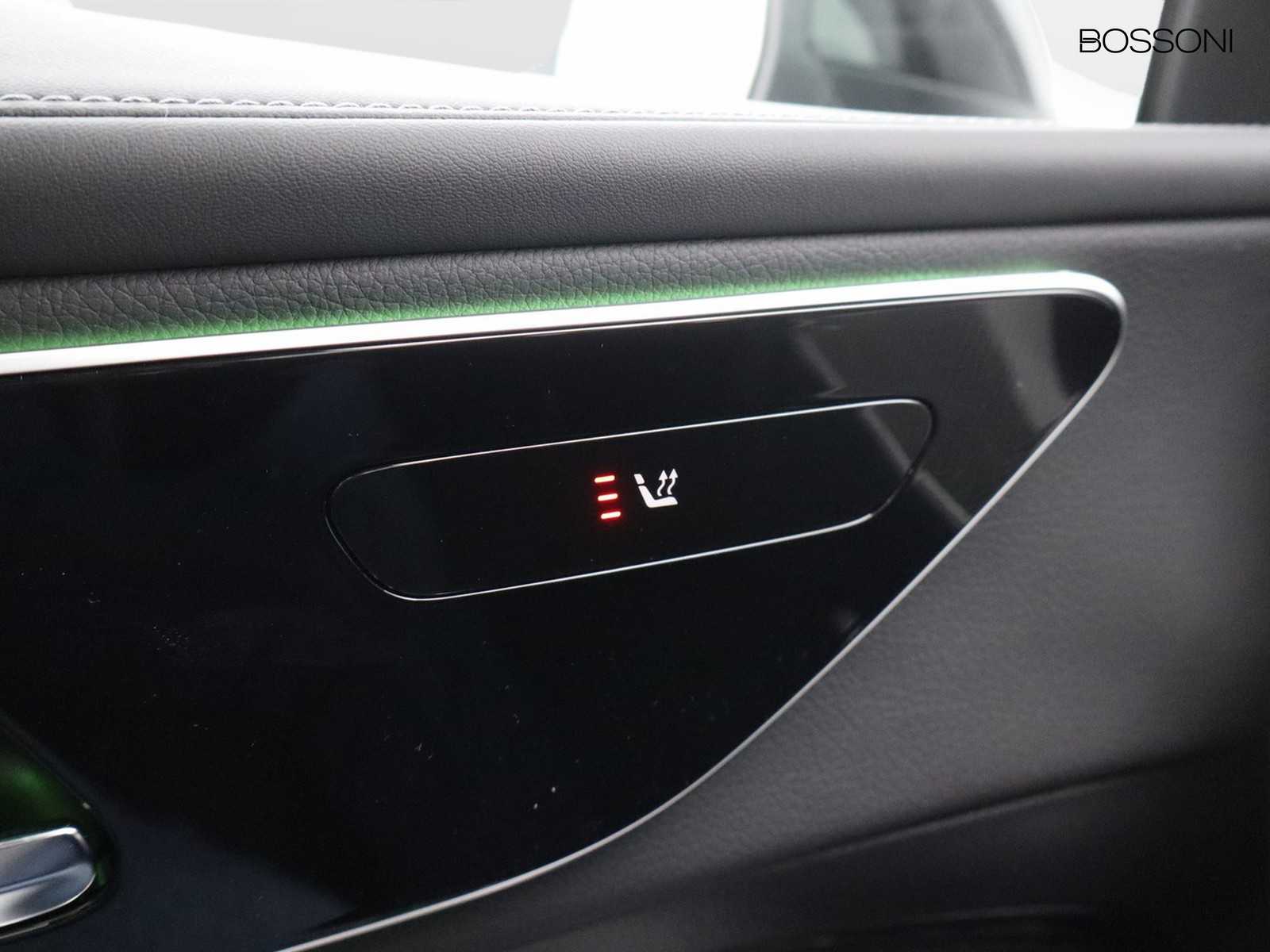 14 - Mercedes GLC suv 300 de plug-in hybrid amg line advanced 4matic 9g-tronic