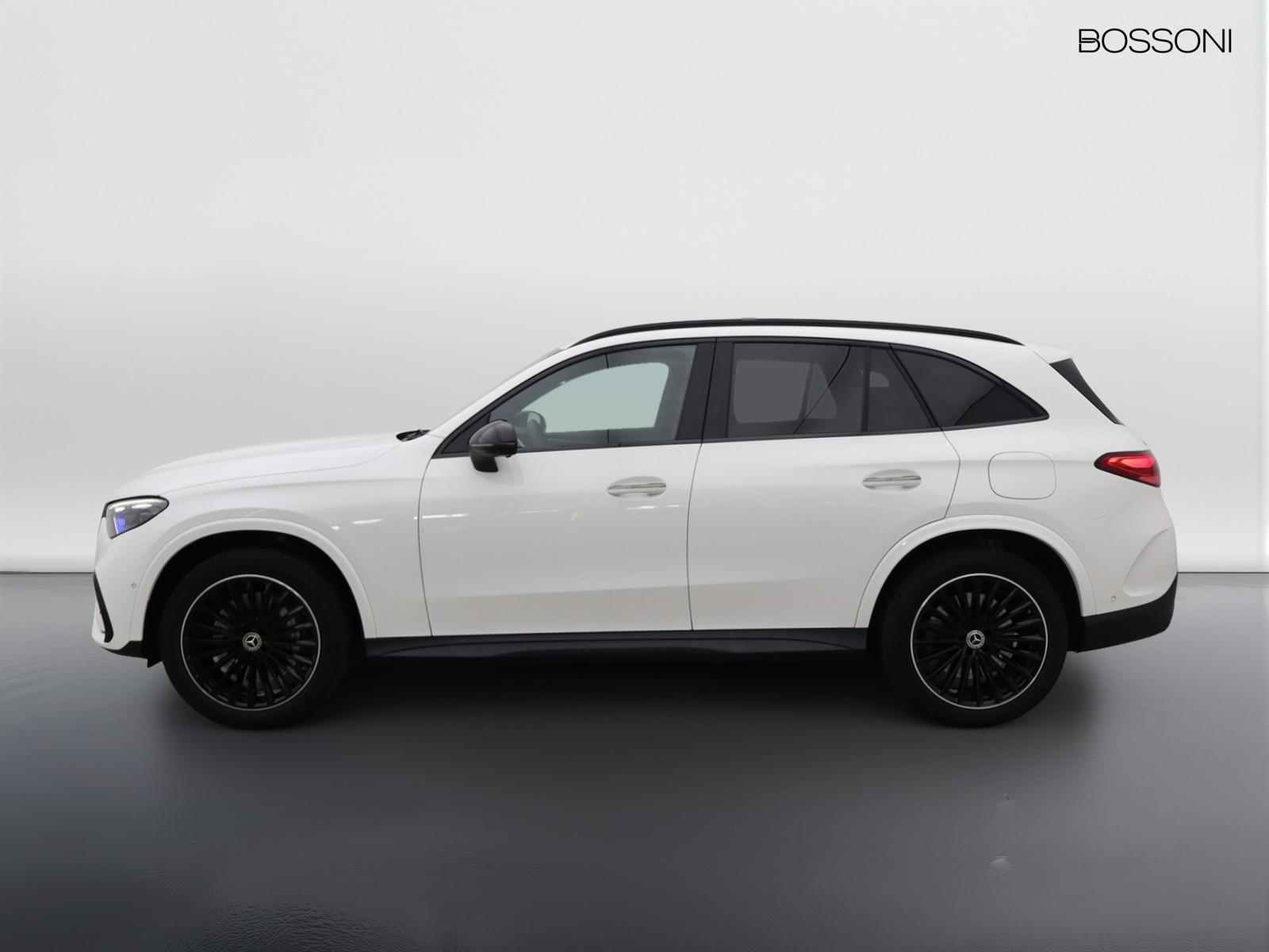 3 - Mercedes GLC suv 300 de plug-in hybrid amg line premium 4matic 9g-tronic