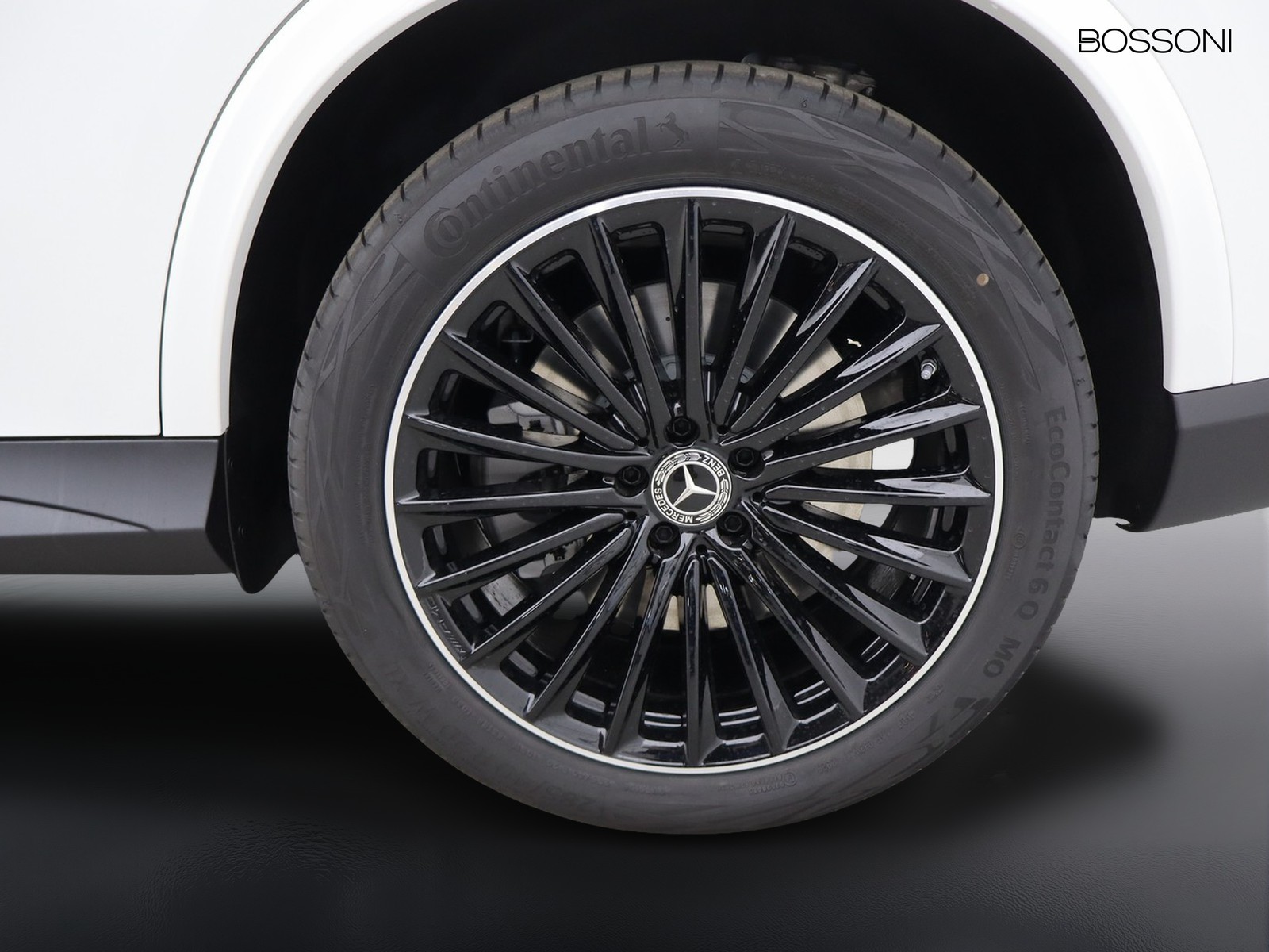 4 - Mercedes GLC suv 300 de plug-in hybrid amg line premium 4matic 9g-tronic