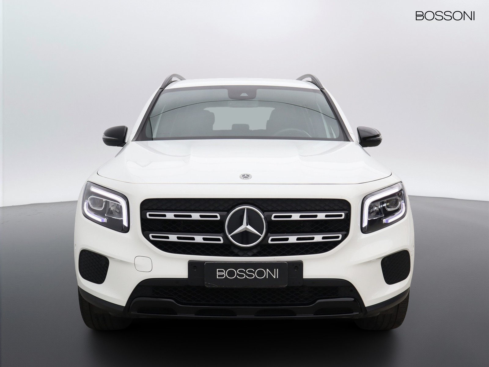 2 - Mercedes GLB 200 d sport plus 8g-dct