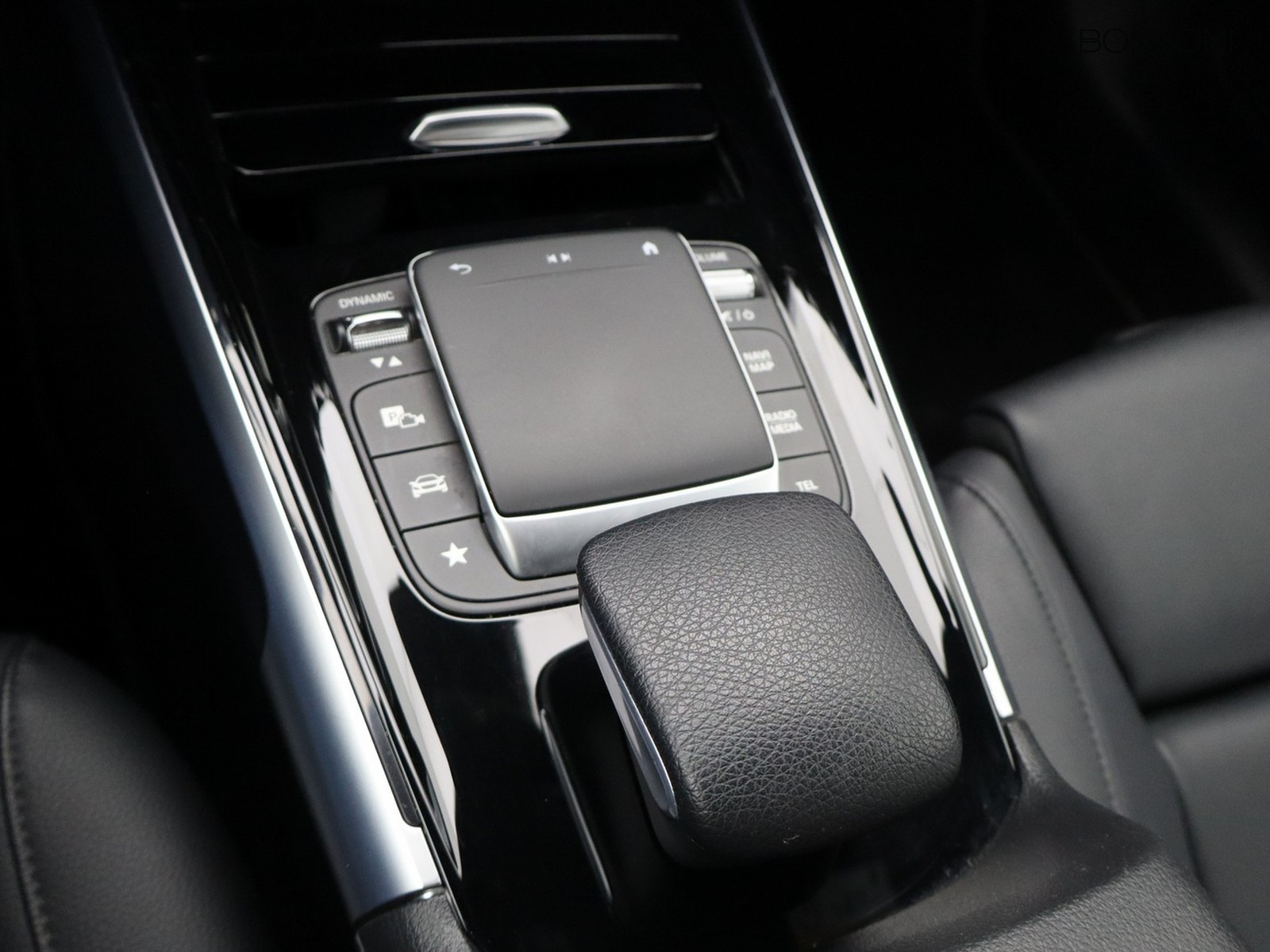 14 - Mercedes GLB 200 d sport plus 8g-dct