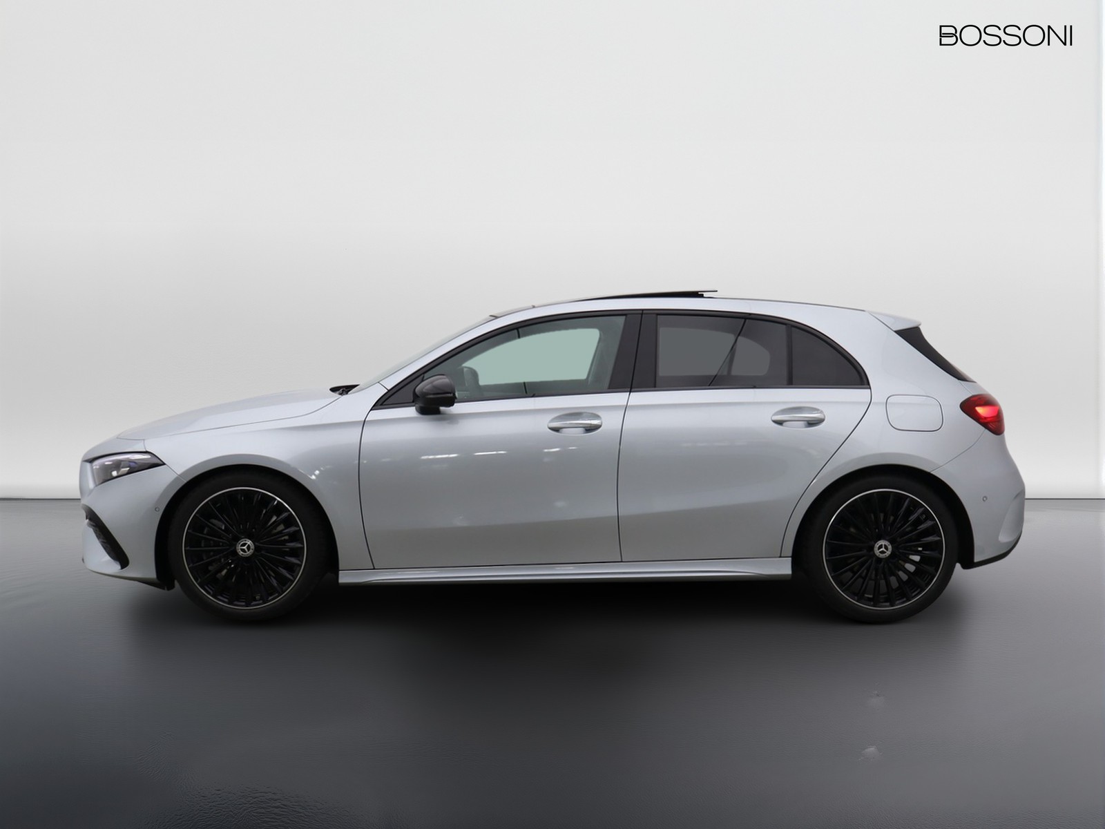 3 - Mercedes Classe A 250 amg line premium 4matic speedshift dct amg 8g