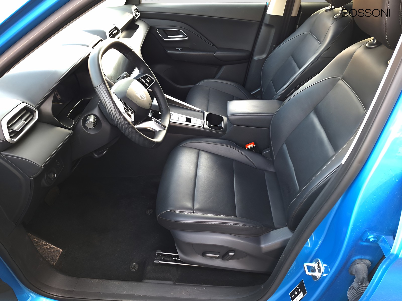 11 - Mg ZS 1.5 hybrid+ luxury auto