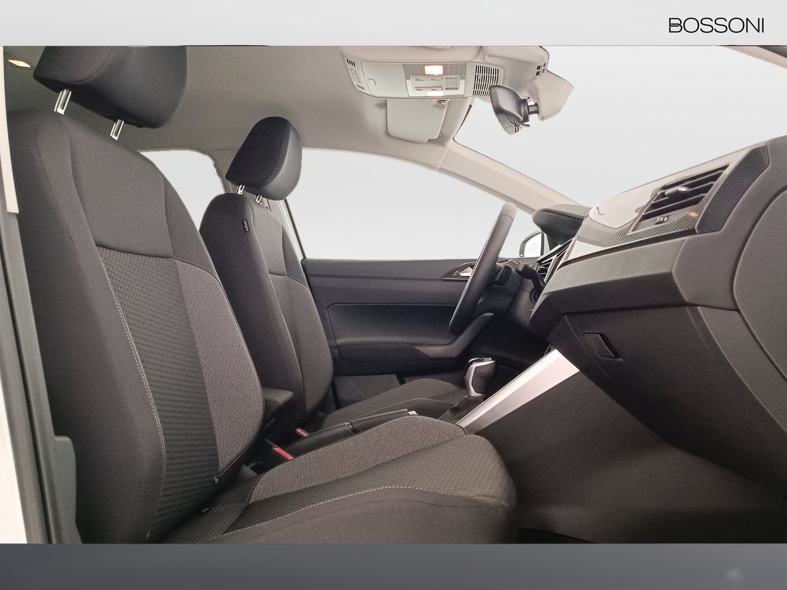 8 - Volkswagen Polo 1.0 tsi 95cv edition plus dsg