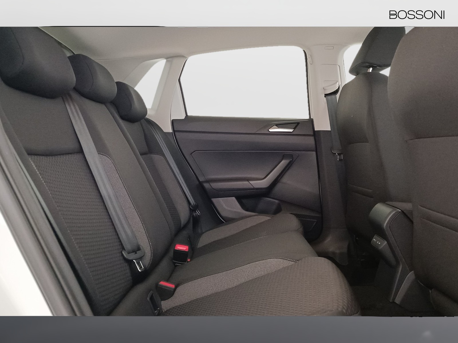 9 - Volkswagen Polo 1.0 tsi 95cv edition plus dsg
