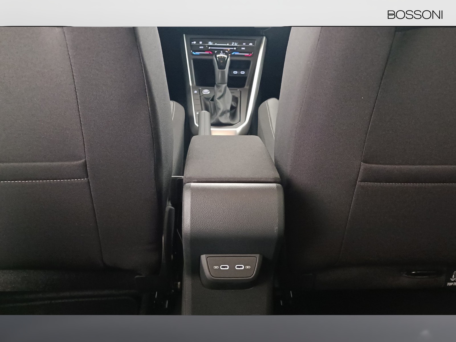 23 - Volkswagen Polo 1.0 tsi 95cv edition plus dsg