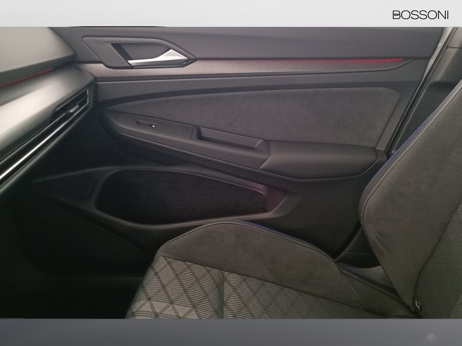 12 - Volkswagen Golf 1.5 etsi act 115cv r-line plus