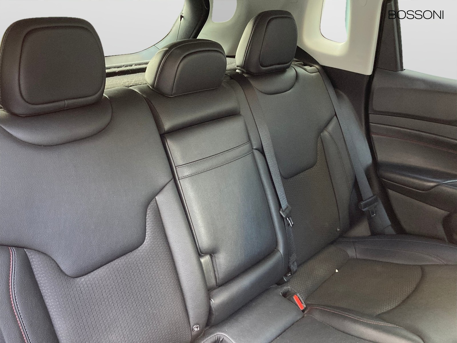 10 - Jeep Compass 1.3 turbo t4 phev trailhawk 4xe at6