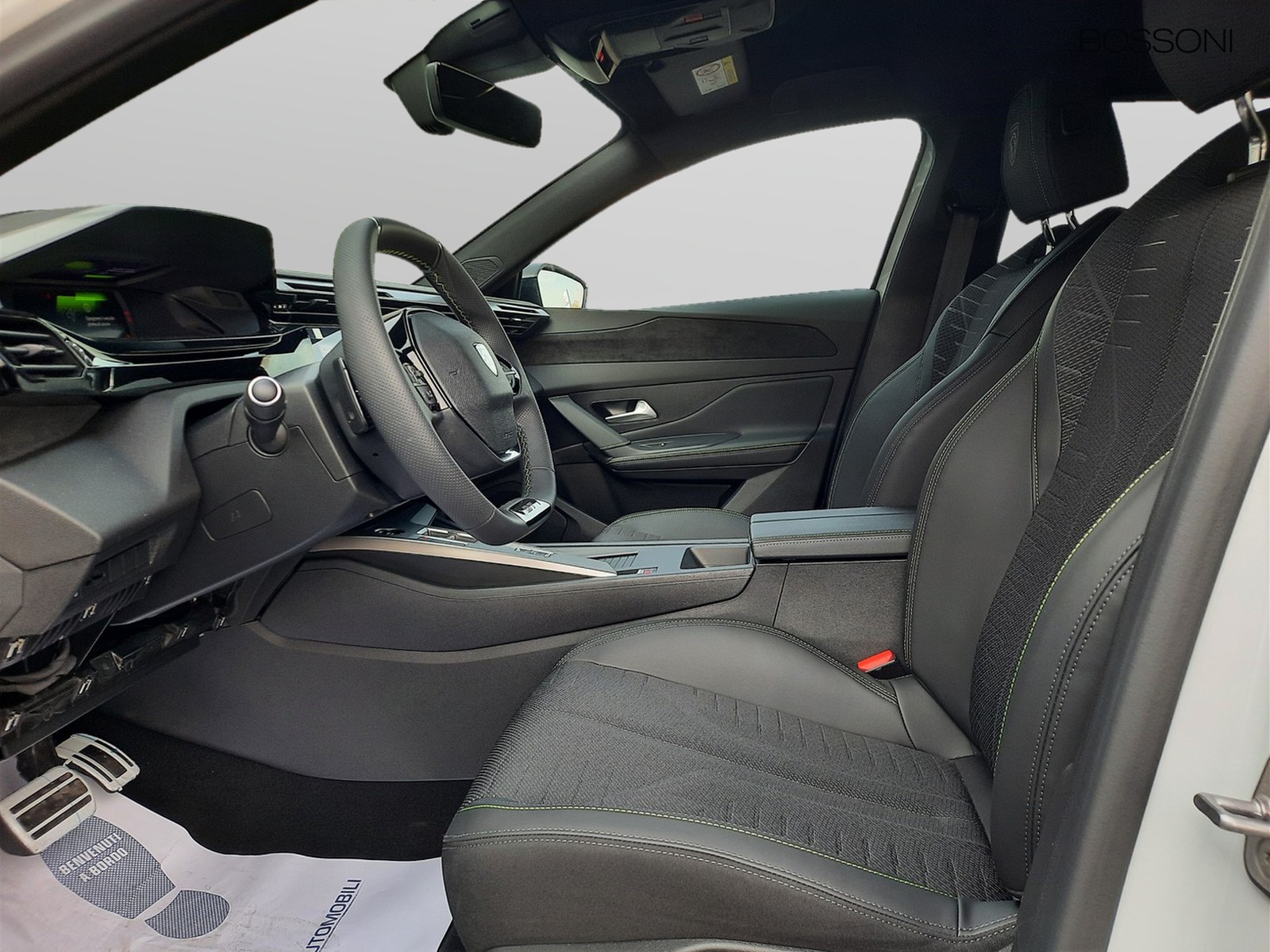 9 - Peugeot 308 sw 1.2 hybrid 145cv gt e-dcs6