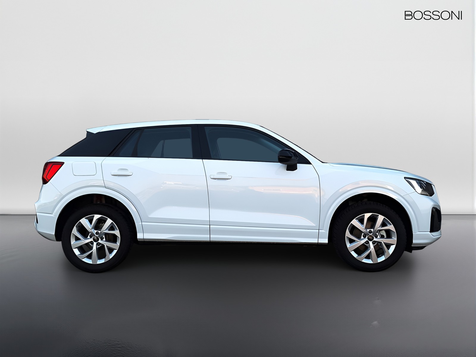 4 - Audi Q2 35 1.5 tfsi business advanced s tronic