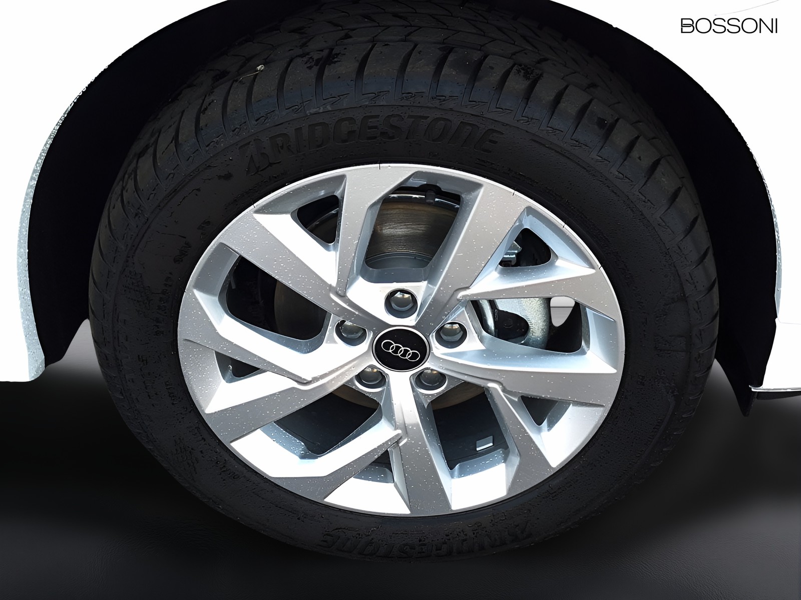 14 - Audi Q2 35 1.5 tfsi business advanced s tronic