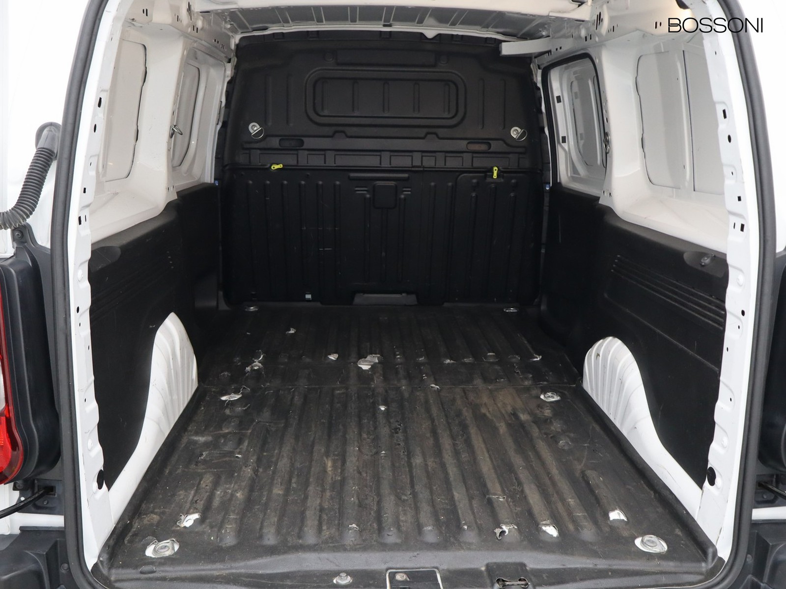 12 - Peugeot Partner 1.5 bluehdi 130cv l2 premium s&s eat8 e6d